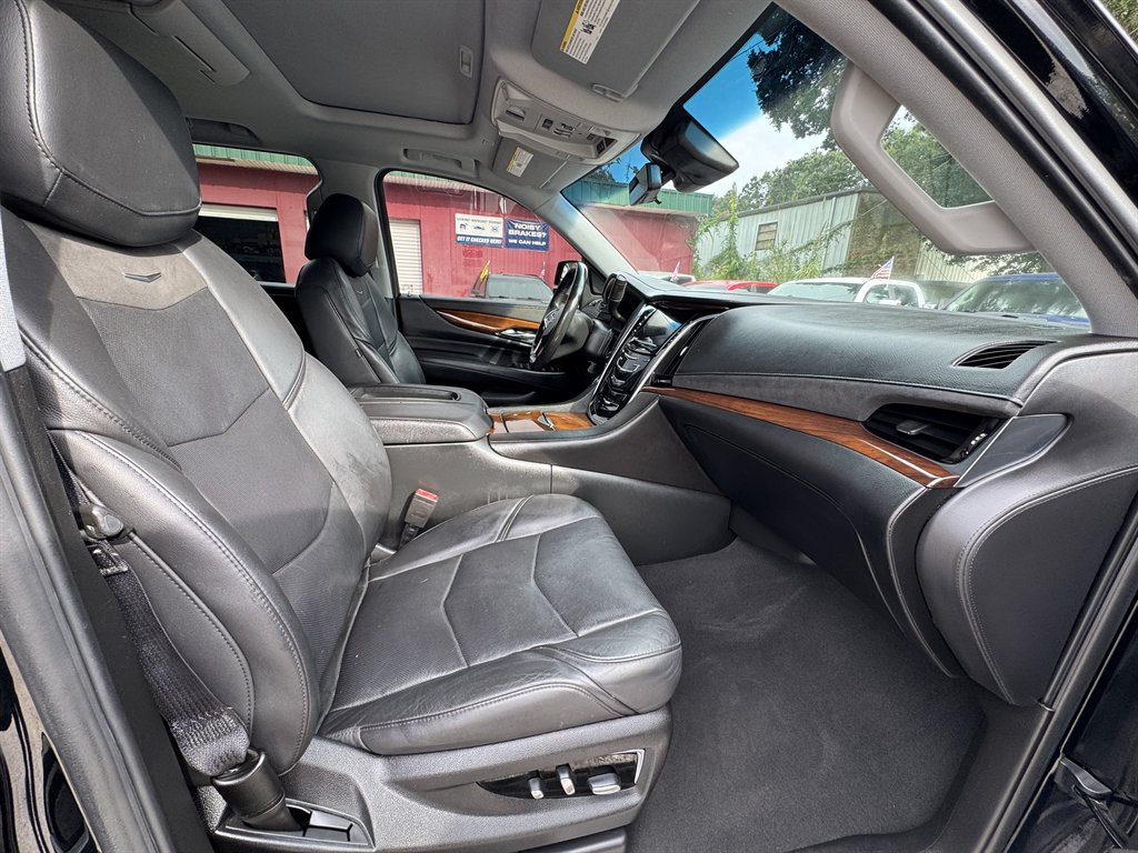 2018 Cadillac Escalade Premium Luxury - Photo 17