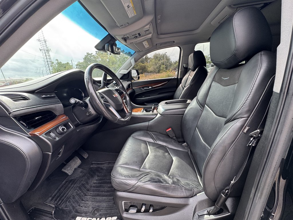 2018 Cadillac Escalade Premium Luxury - Photo 10