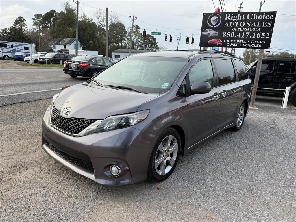 2013 Toyota Sienna SE