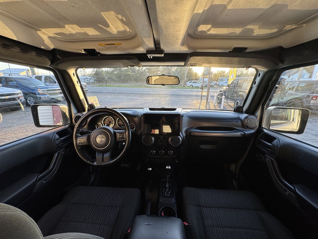 2012 Jeep Wrangler Unlimited Sport - Photo 18