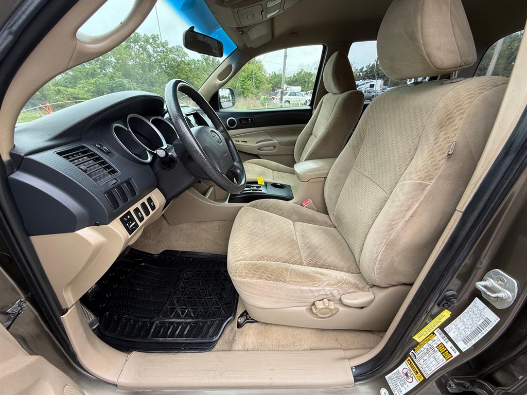 2010 Toyota Tacoma PreRunner - Photo 10