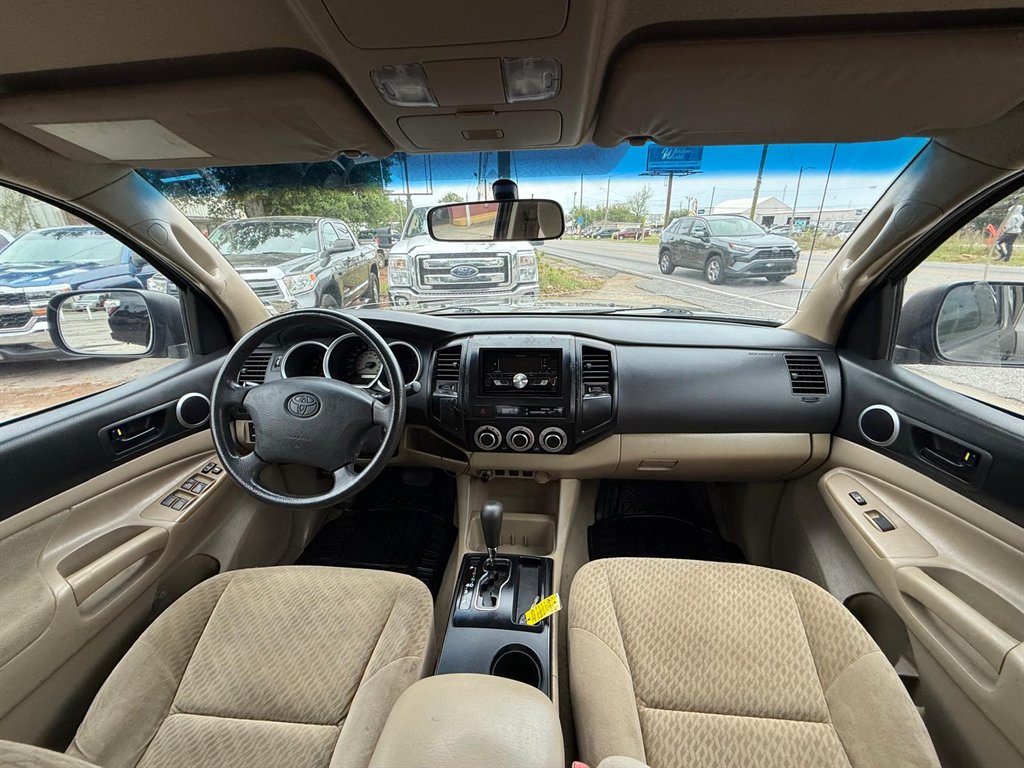 2010 Toyota Tacoma PreRunner - Photo 18