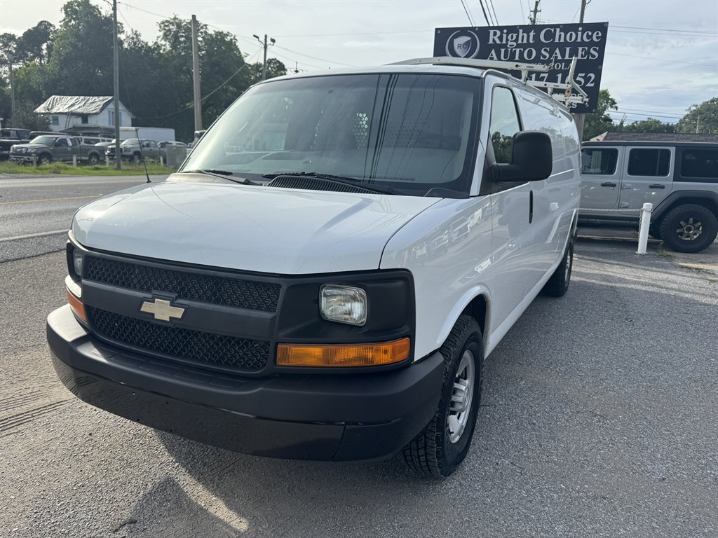 2017 Chevrolet Express 2500 Extended Work Van HD's photo