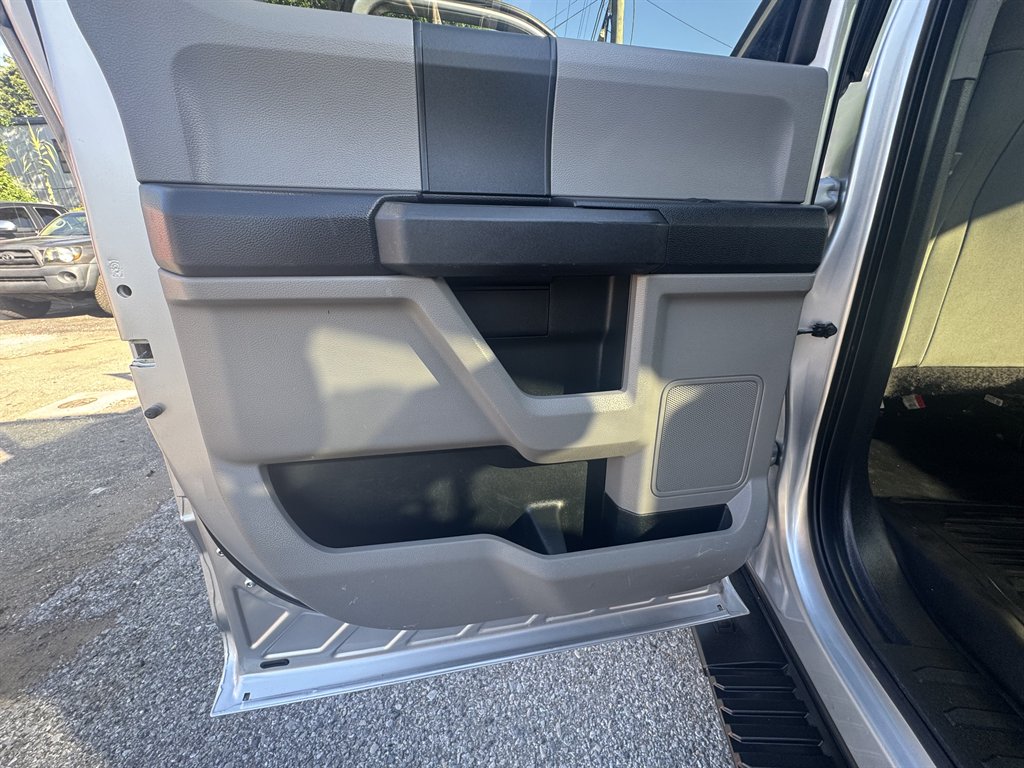 2015 Ford F-150 XL - Photo 13