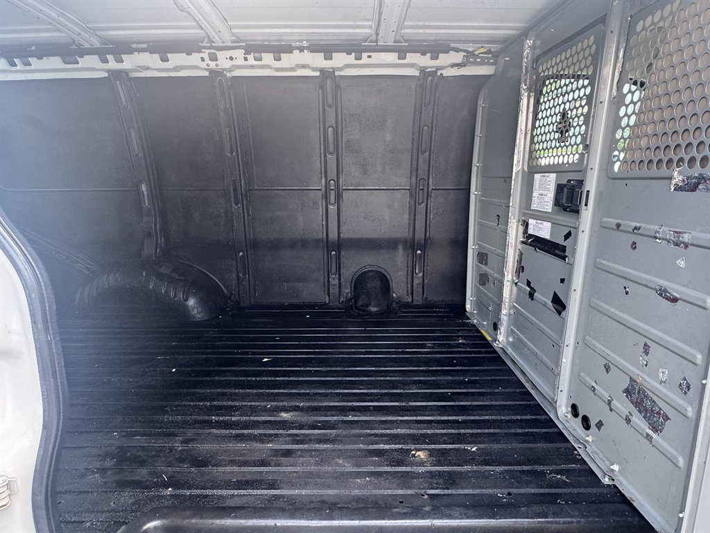 2019 Chevrolet Express Cargo Work Van - Photo 15