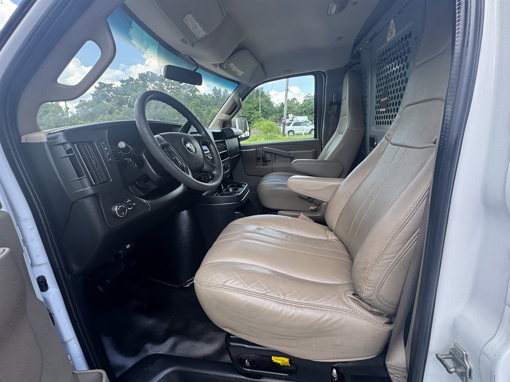 2019 Chevrolet Express Cargo Work Van - Photo 10